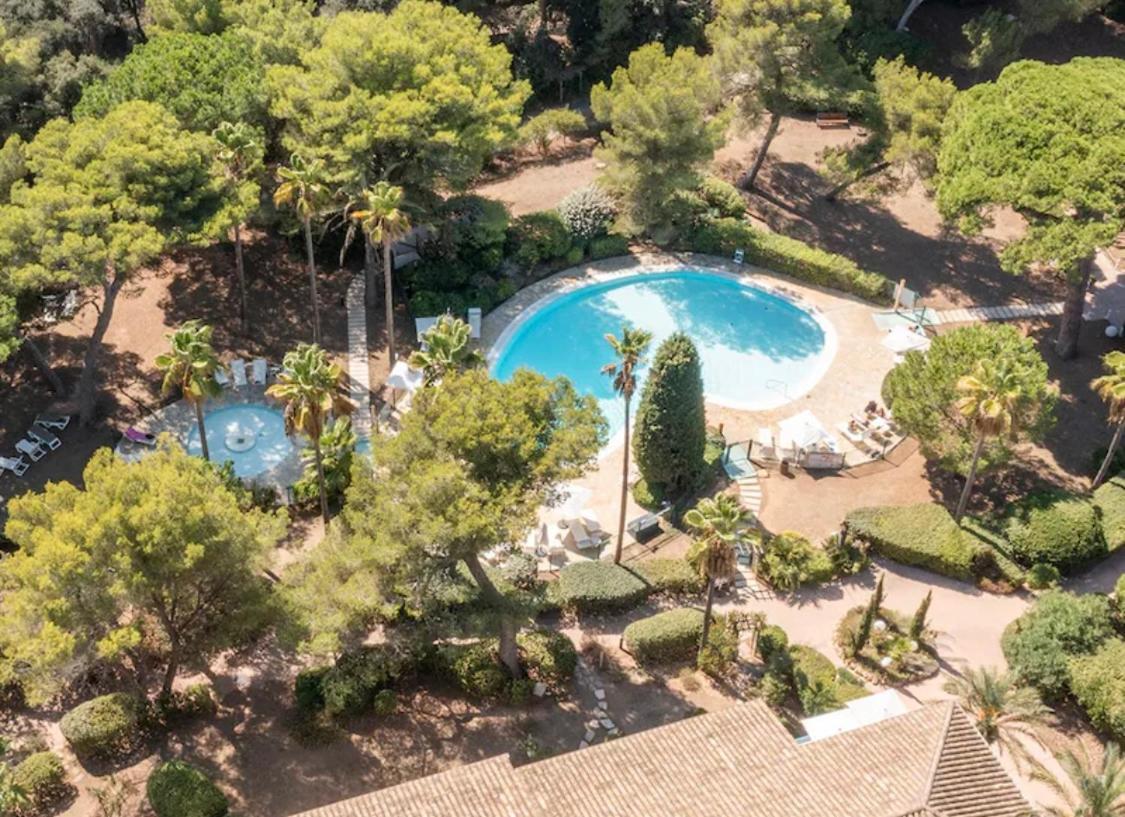 La Badine 5P Plage Piscine Clim Jacuzzi Parc Luxuriant Hyeres Luaran gambar